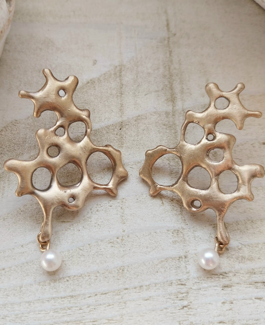 Orecchini con piccole perle akoya