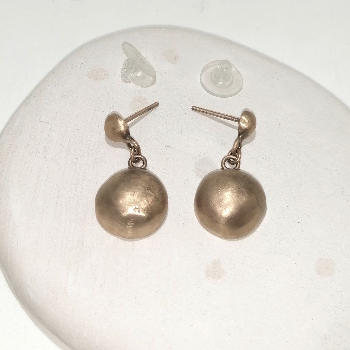 Nugget dangle earrings