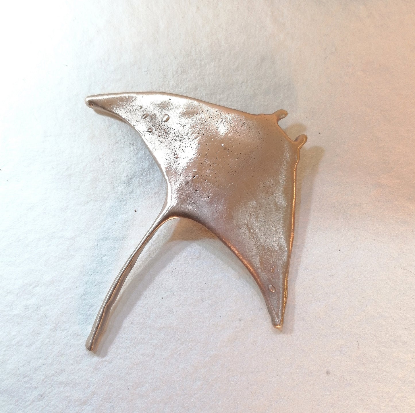 Manta pendant
